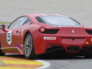 Ferrari 法拉利 汽车 跑车 宽屏