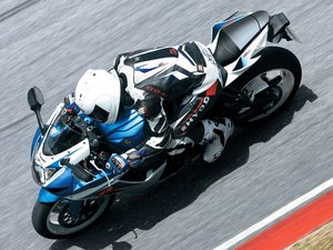 安卓Suzuki 铃木 摩托车 宽屏手机壁纸