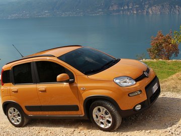 汽车 轿车 菲亚特 熊猫 2013款 fiat panda trekking