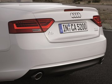 Audi 奥迪 A5 汽车 宽屏