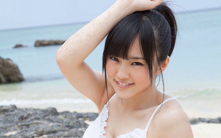 安卓手机美女 靓女 模特 漂亮 性感 可爱 倾心 靓丽高清壁纸