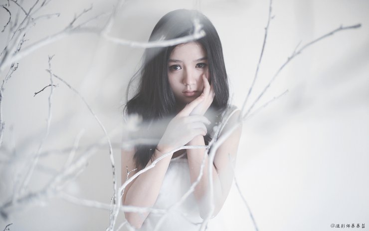 安卓手机暴暴蓝 摄影 影像 姑娘 悲伤 美女 360宝贝高清壁纸