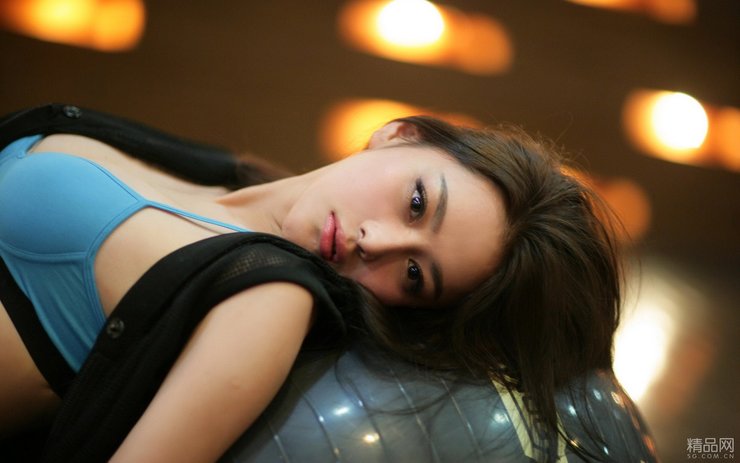 安卓手机张馨予 宽屏 美女 明星 模特高清壁纸