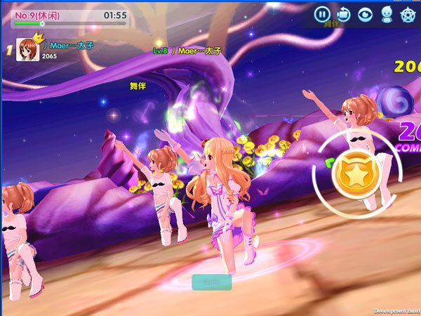 搭配服装的游戏下载 t01c556ad2c93976ad1.jpg